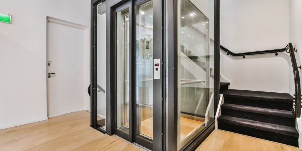 Diseño y Desarrollo de Proyectos Buñol · Instalación de Ascensor